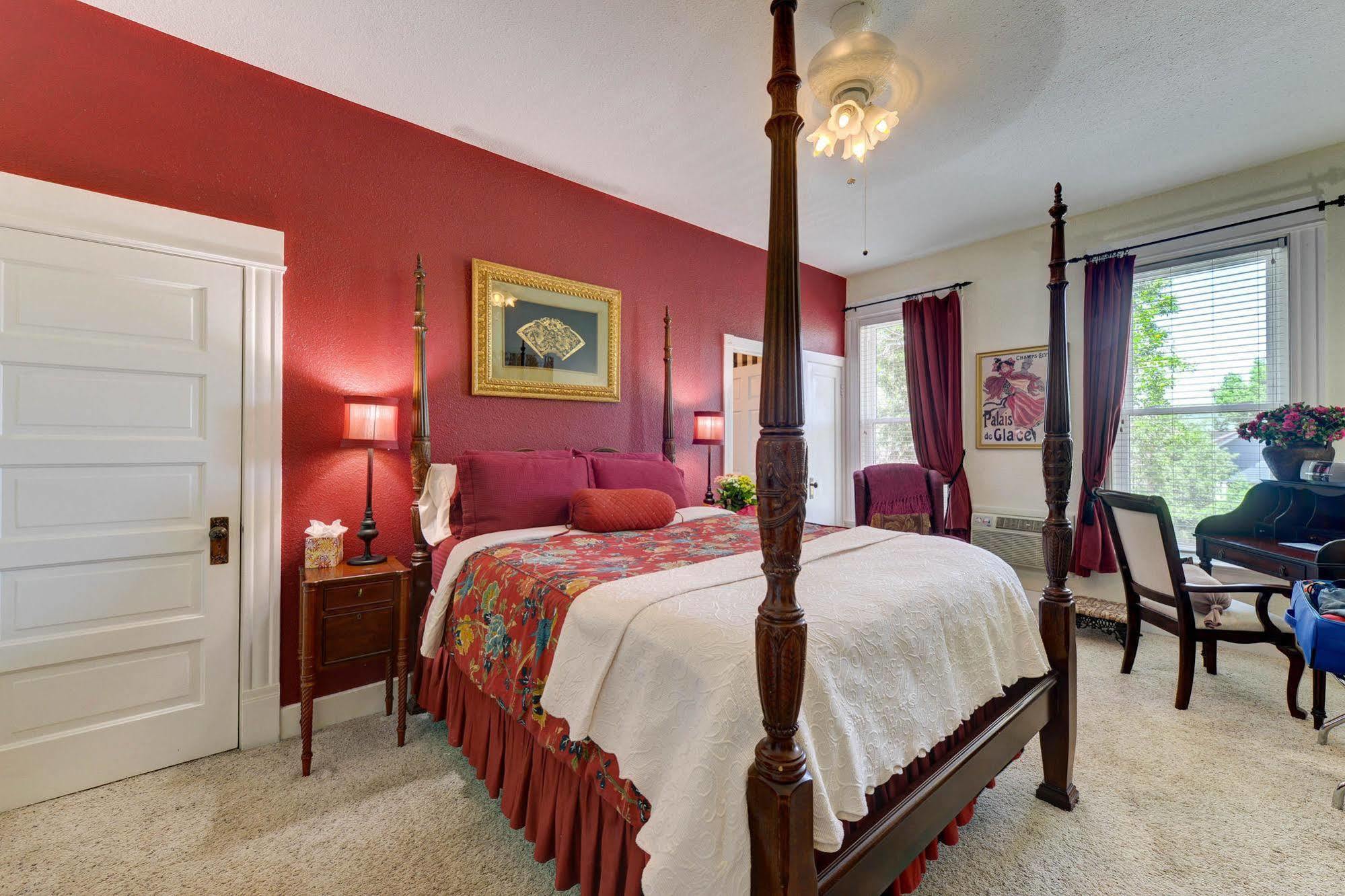 The St. Mary'S Inn, Bed And Breakfast Colorado Springs Exterior photo
