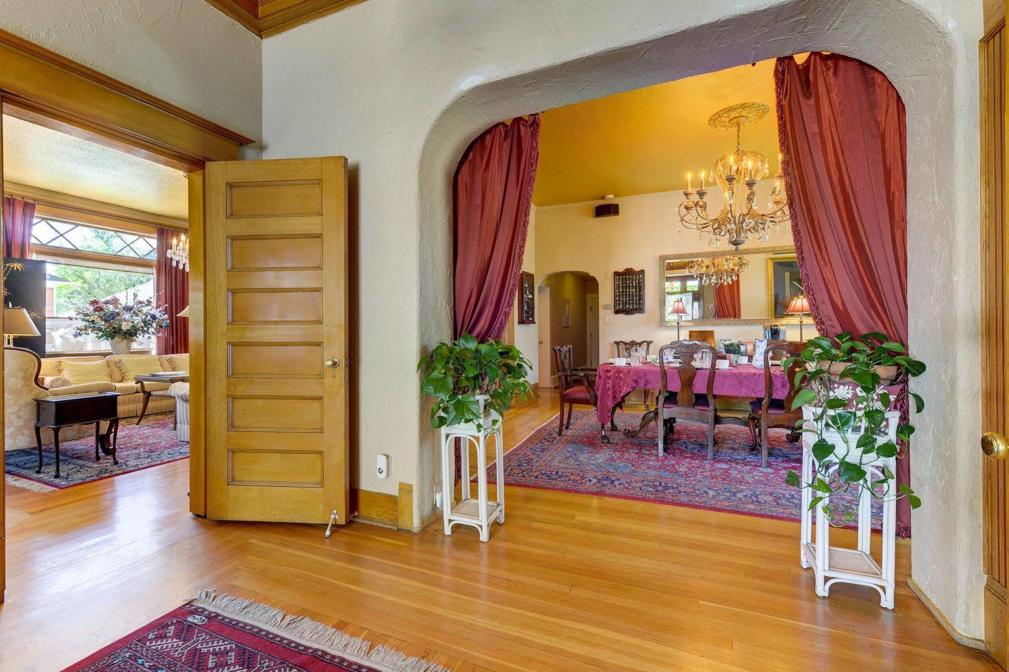 The St. Mary'S Inn, Bed And Breakfast Colorado Springs Exterior photo