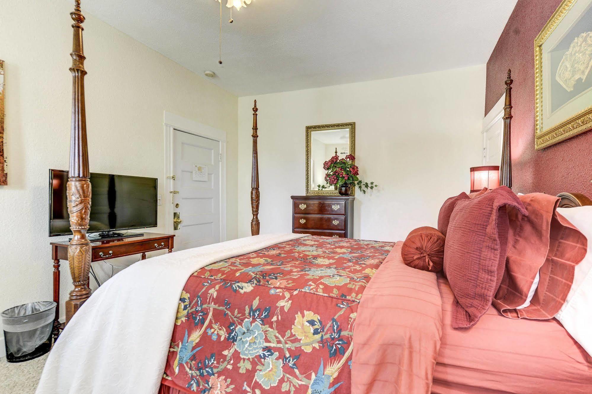The St. Mary'S Inn, Bed And Breakfast Colorado Springs Exterior photo